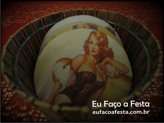 Porta copos vintage com CD's