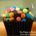Cupcake de brigadeiro com m&m´s