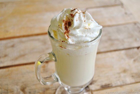 Chocolate quente branco com canela - classymissmolassy