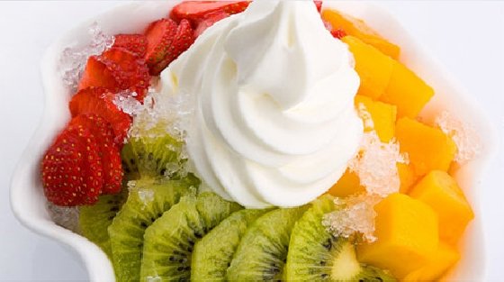 Frozen Yogurt com frutas - kings-berry