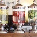 containers com água aromatizada - indulgy