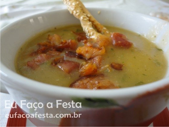 Receita de caldo de mandioca