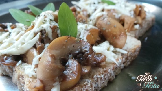 Bruschetta de Cogumelo Paris