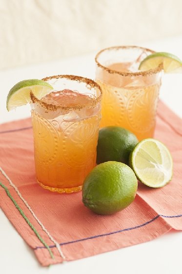 Michelada - likesof.us