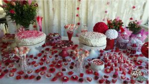 Mesa de doces para chá de panela