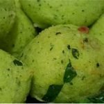 Bolinho de arroz com espinafre