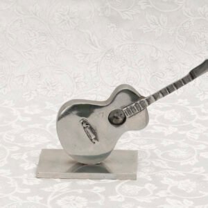 Escultura Violão inox