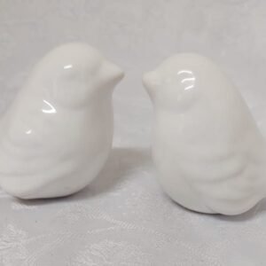 Passarinhos de Porcelana Branco (casal)
