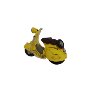 Moto vespa amarela